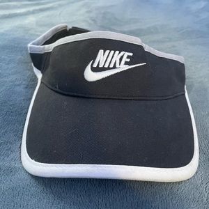 Vintage Nike visor